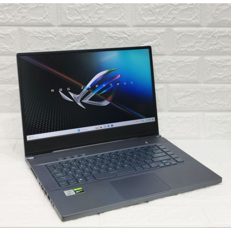 Laptop Asus Rog Zephyrus Intel core i7 Gen 10 RAM 16 GB SSD 512 GB