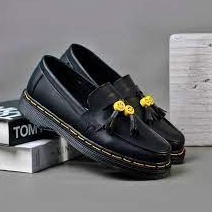 KODE E89V Aloof SMILE  Sepatu Loafers Docmart PriaWanita Kulit Asli Original terbaru