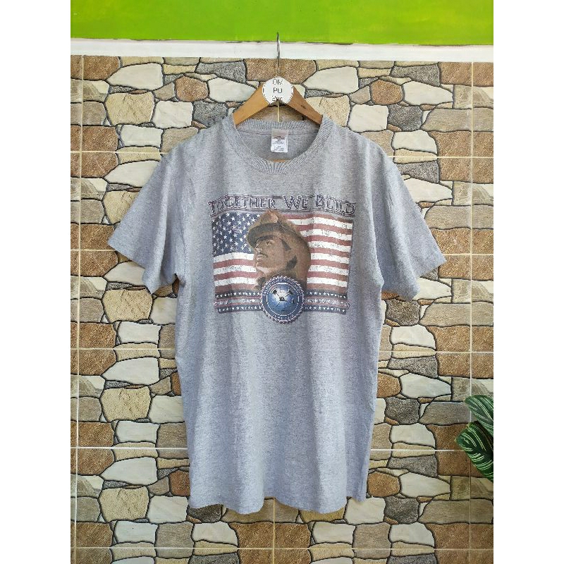 t-shirt vintage fruit of the loom