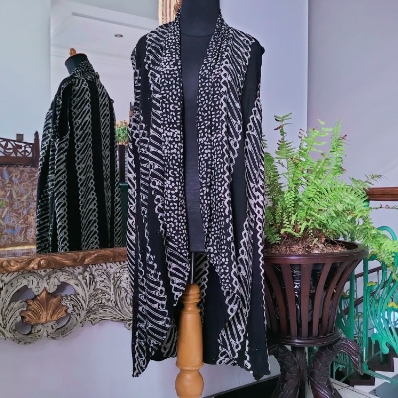 Outer Panjang | Outer Tanpa Lengan | Outer Panjang Tanpa Lengan | Outer Batik Tjokro