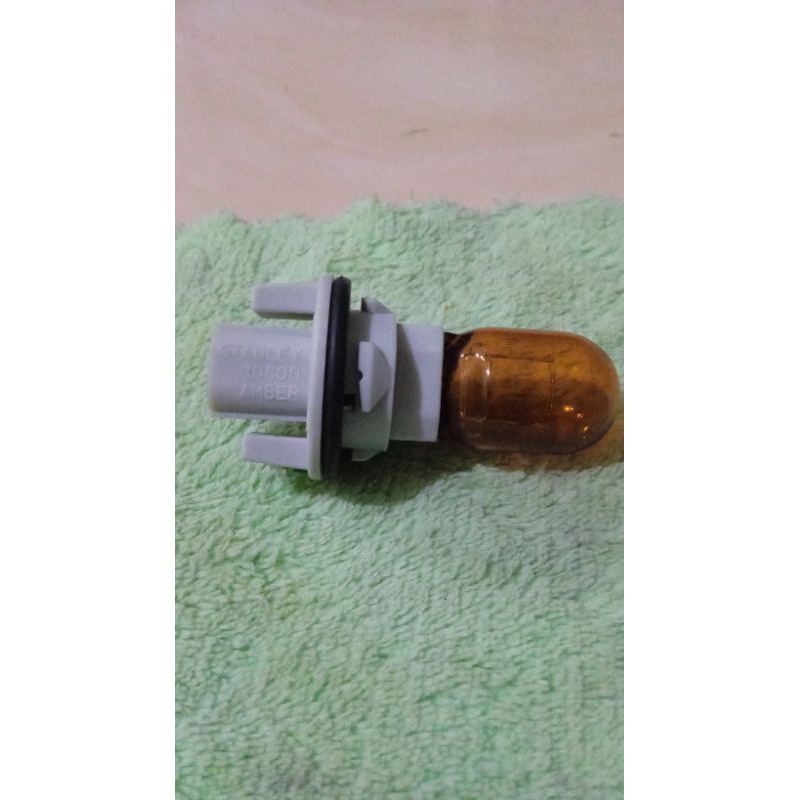 soket fitting lampu sen depan Honda Civic city