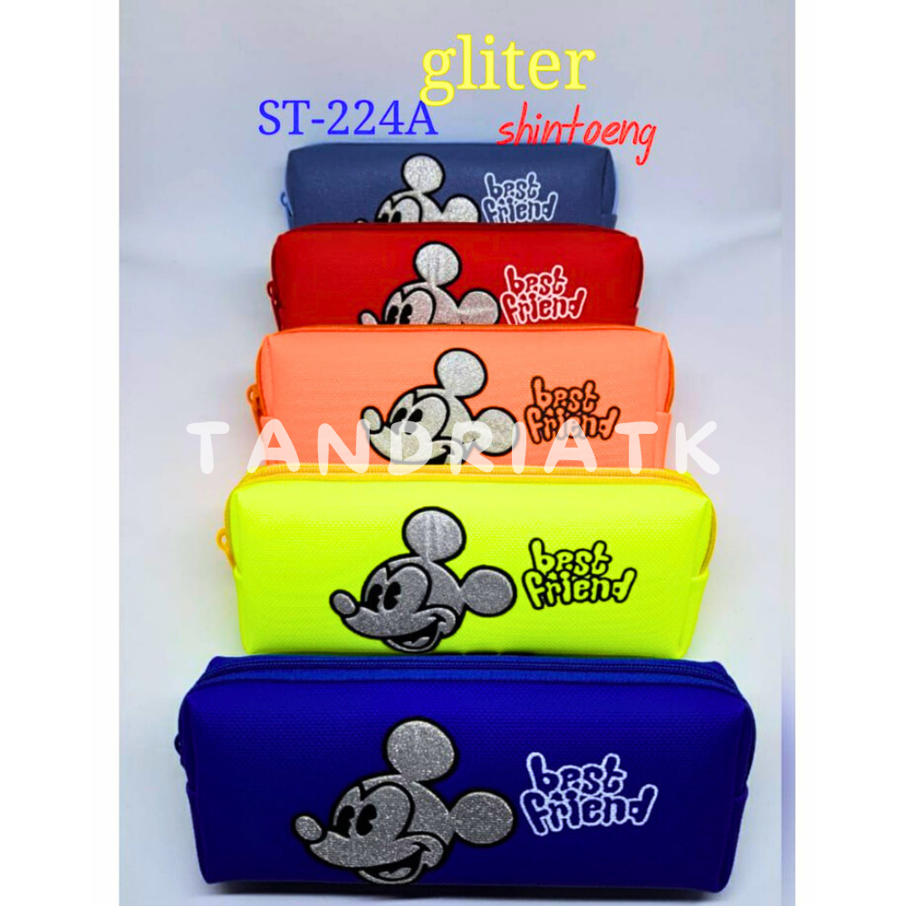 

Tempat Pensil Kain Kotak Pensil Gliter Shin Toeng Mickey Mouse ST-224A/ Hello Kitty 237A/ Minnie Mouse 225A/ Mata Kucing 236A