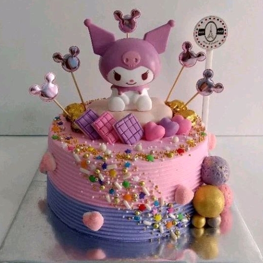 

kuromi cake