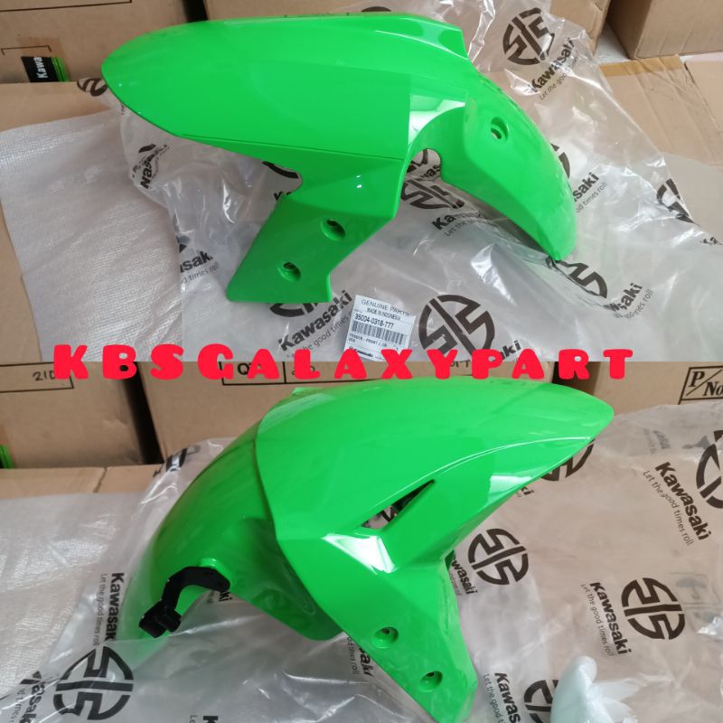 SPAKBOR SLEBOR DEPAN NINJA 250 FI OLD HIJAU ORIGINAL