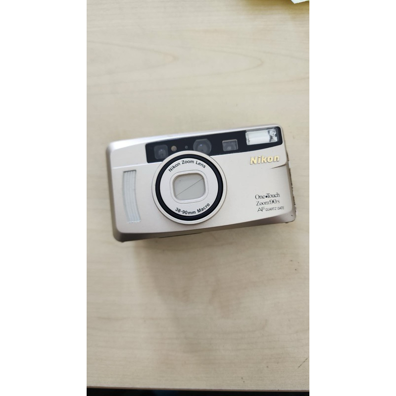 nikon one touch zoom 90s AF Quartz Date