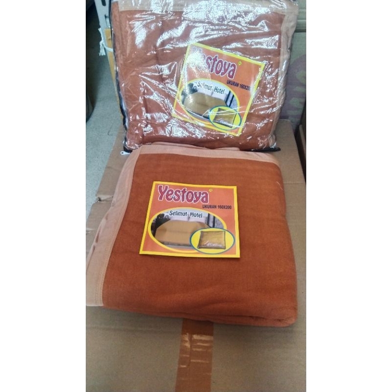 SELIMUT TEBAL POLOS COKLAT