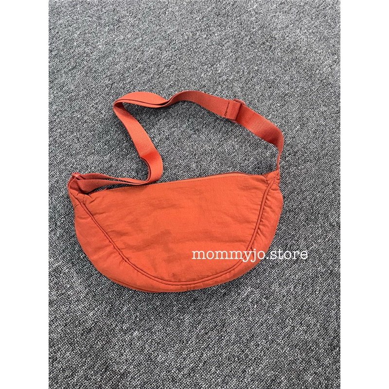 Waist Bag Tas Bahu / Tas Slempang ala Uniqlo anti air waterproof