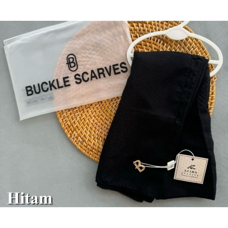BUCKLE SCARVES POLOS