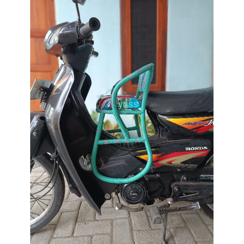 BONCENGAN ANAK ROTAN MOTOR BEBEK/NON MATIC/VESPA MANUAL