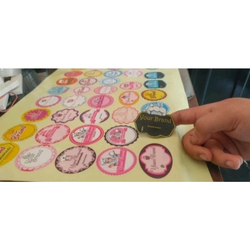 

Cetak Stiker Chromo A3/ Cetak Stiker Label A3 / + Cutting Kiss Cut / Stiker label kemasan /stiker label makanan