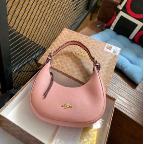 KODE K24Z Free Box  paperbag COACH BAILEY HOBO 9833Size 26x15 cm Bahan Watetproof togono semi premiu