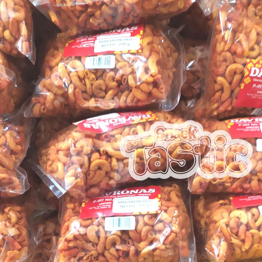

MAKARONI HOT DAVRONAS 290 GR / camilan Dan oleh-oleh khas Magelang, Jogja, purworejo, wonosobo