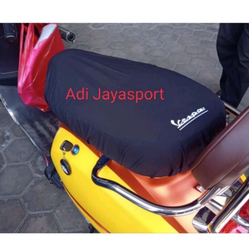 sarung jok motor vespa sprint Primavera LX S gts aksesoris vespa matic