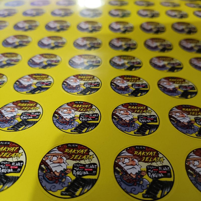 

Sticker/stiker RAKYAT JELATA anti air tahan lama brisik diameter 3mm dapat 10 lembar