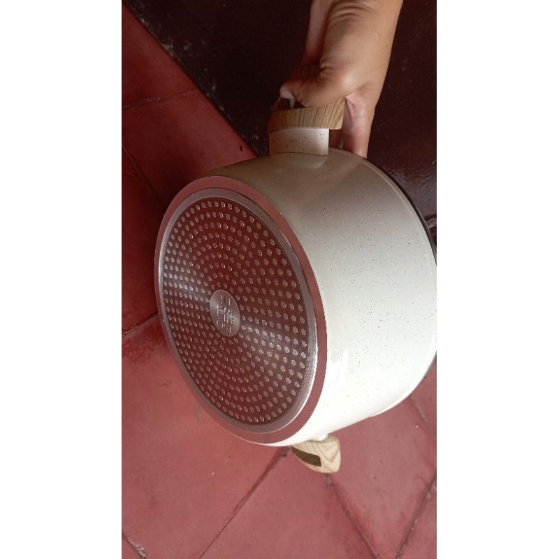 casserole cypruz white granite