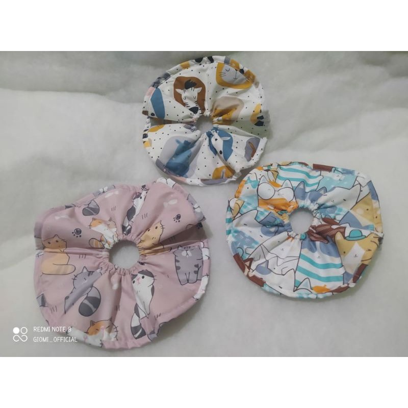 Collar kain untuk kucing anjing kelinci / pet cone collar / pelindung leher anjing kucing