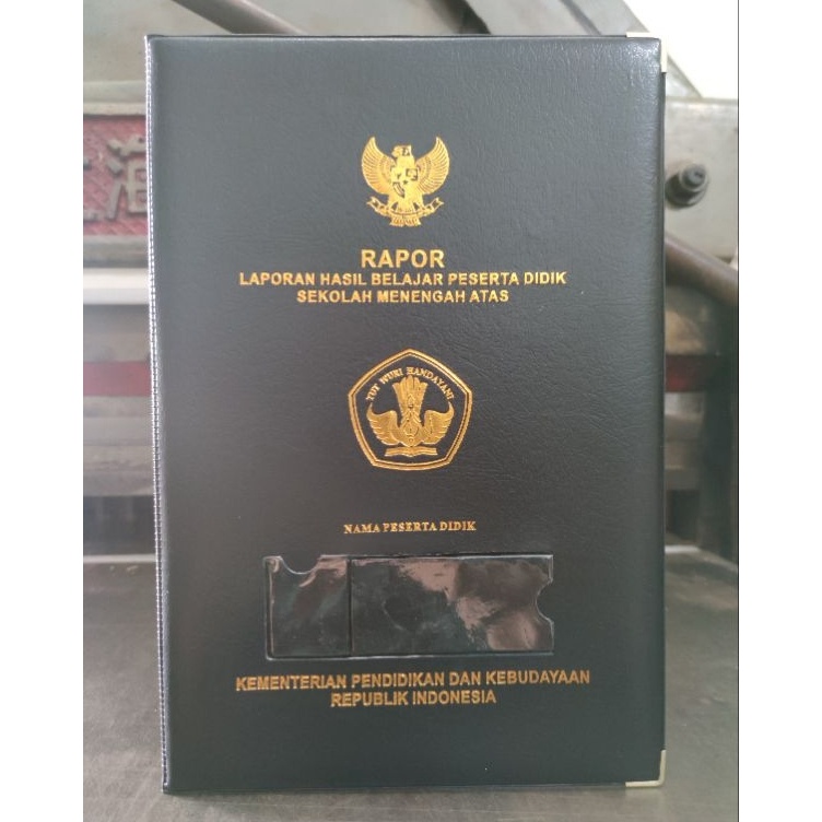 

KODE W1S Ready Stock Bisa Beli 1 Pcs Sampul Raport K13 Untuk SMA Umum Ukuran A4 dan F4