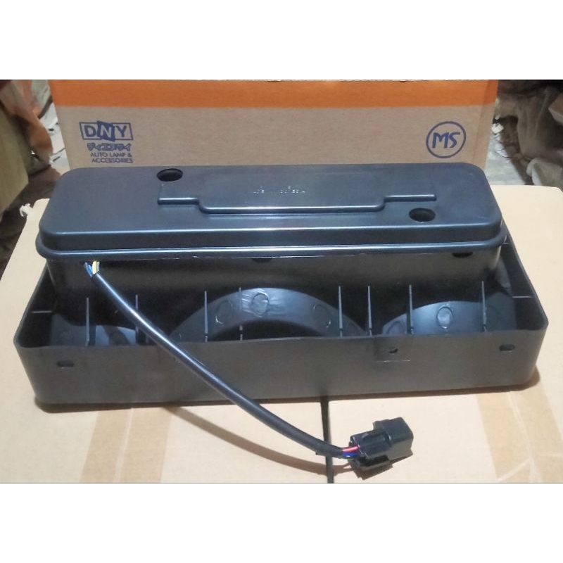 LAMPU BELAKANG FE 71 TURBO,LAMPU STOP PS CANTER