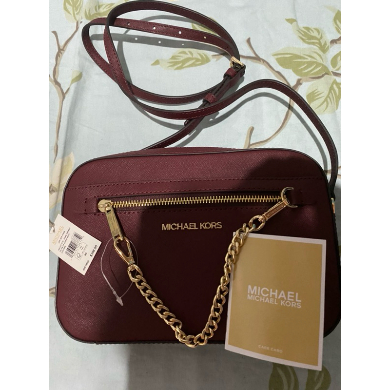 iLpa.Store NEW Michael Kors Jet set Camera bag / MK Maroon authentic Original