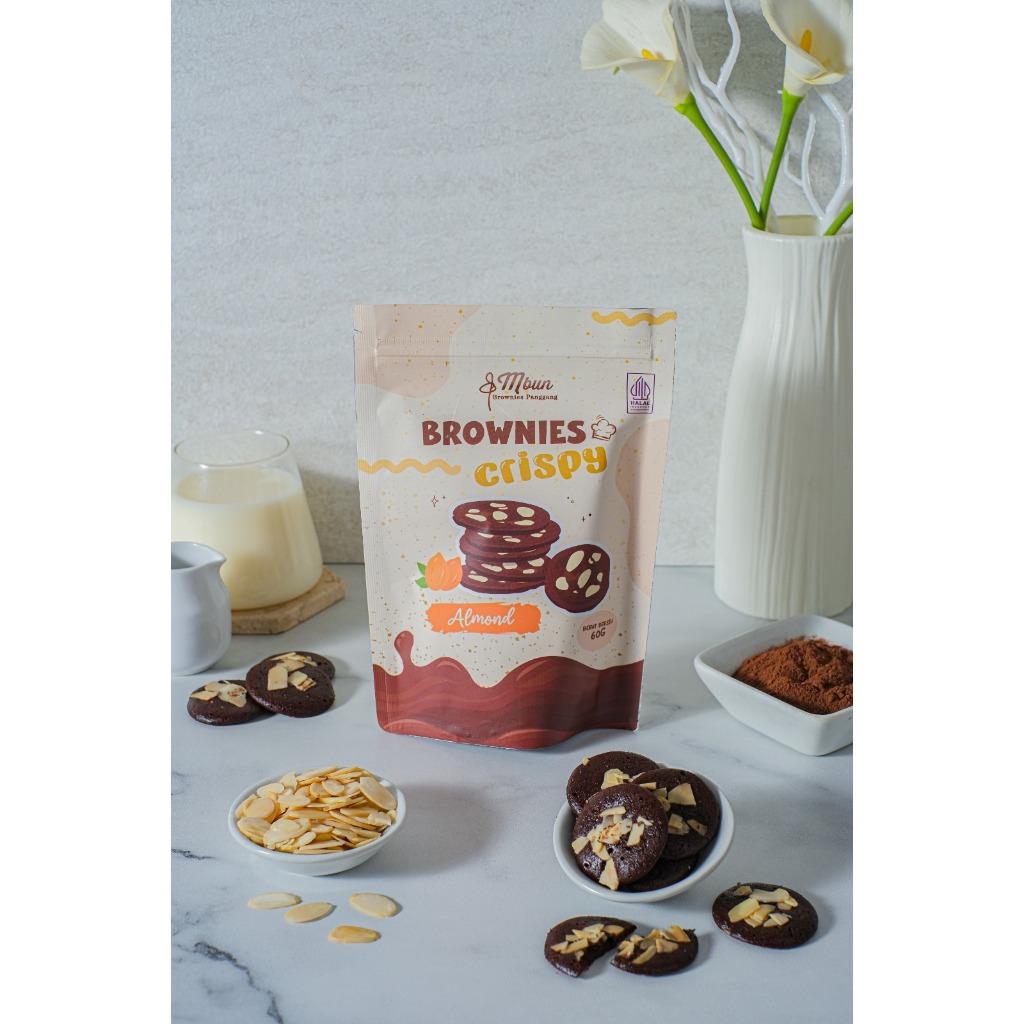 

BROWNIES CRISPY Brownies Tipis Renyah Almond Keju Orinal Mbun Brownies Panggang