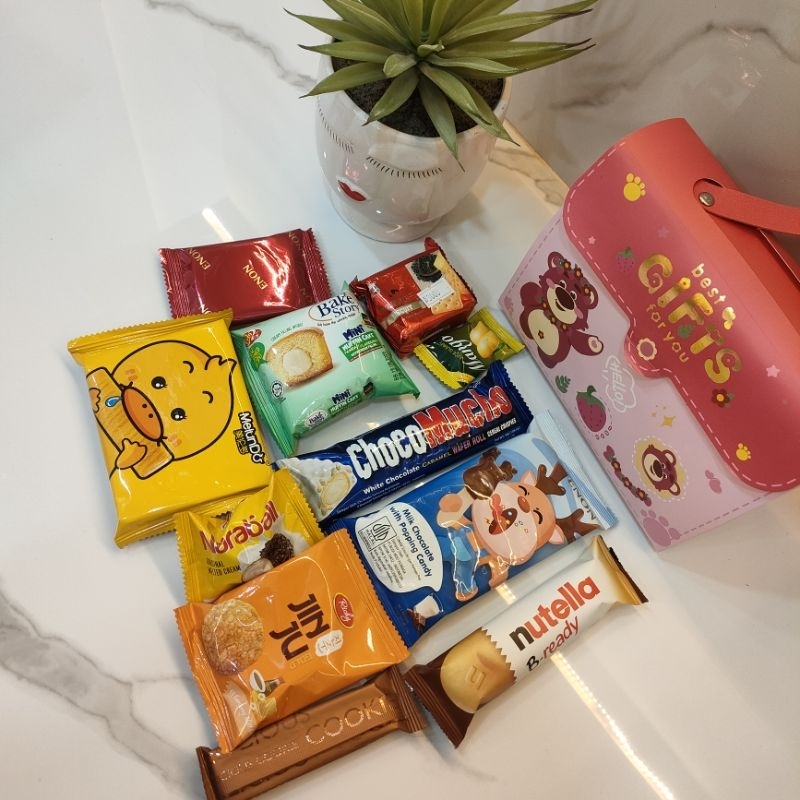 

Paket Hampers Snack Lotso Jajan Ecer