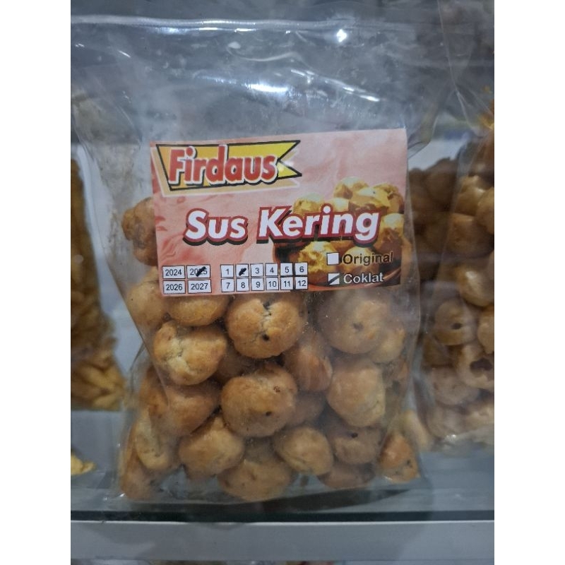 

soes kering rasa coklat .