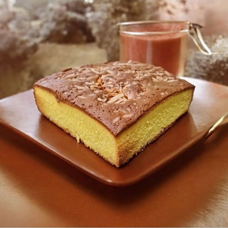 

Cake Kenari Original