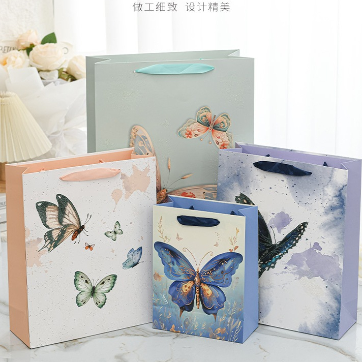 

Paperbag Birthday BUTTERFLY - Shopping Bag - Paper bag Parfum Fashion Ulang Tahun KUPU