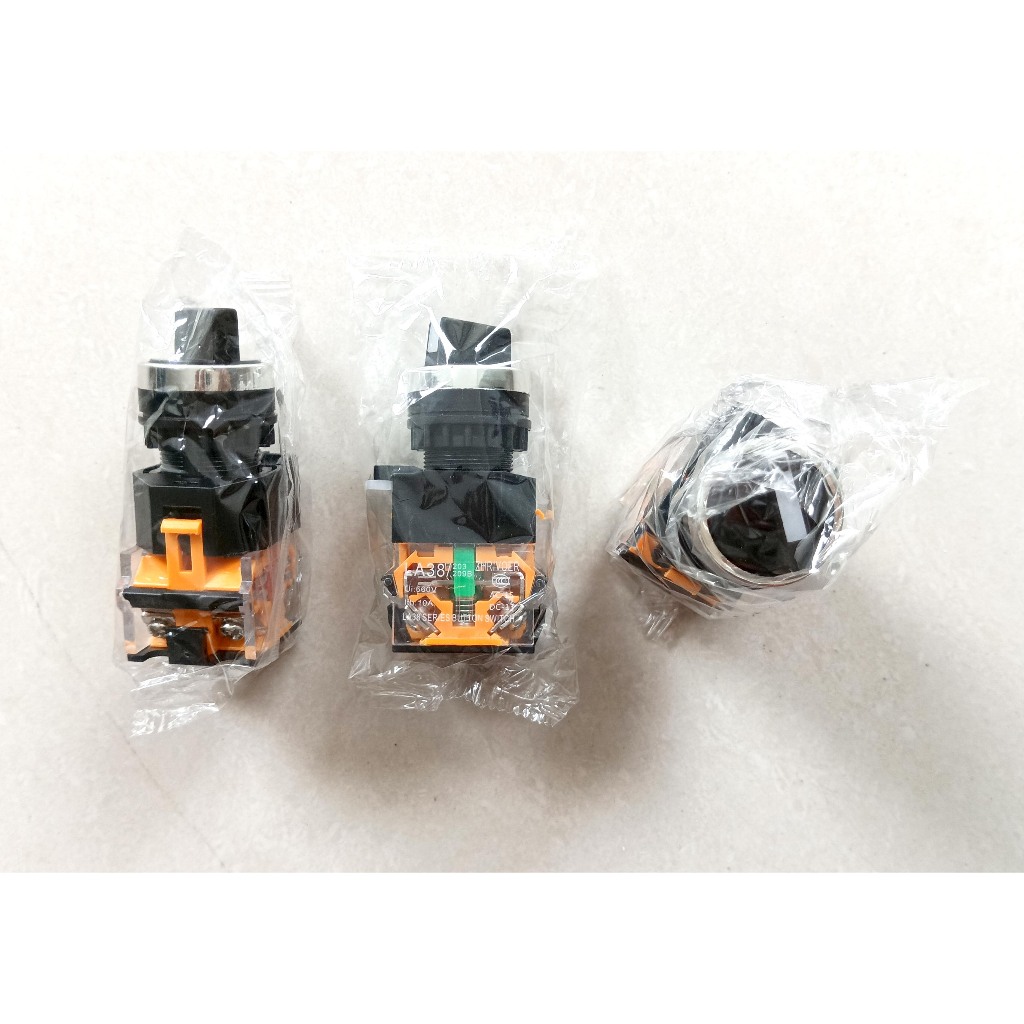 Selector Switch 2 Posisi LA38-20X3 dan 11X2 Tegangan 660 V ON OFF