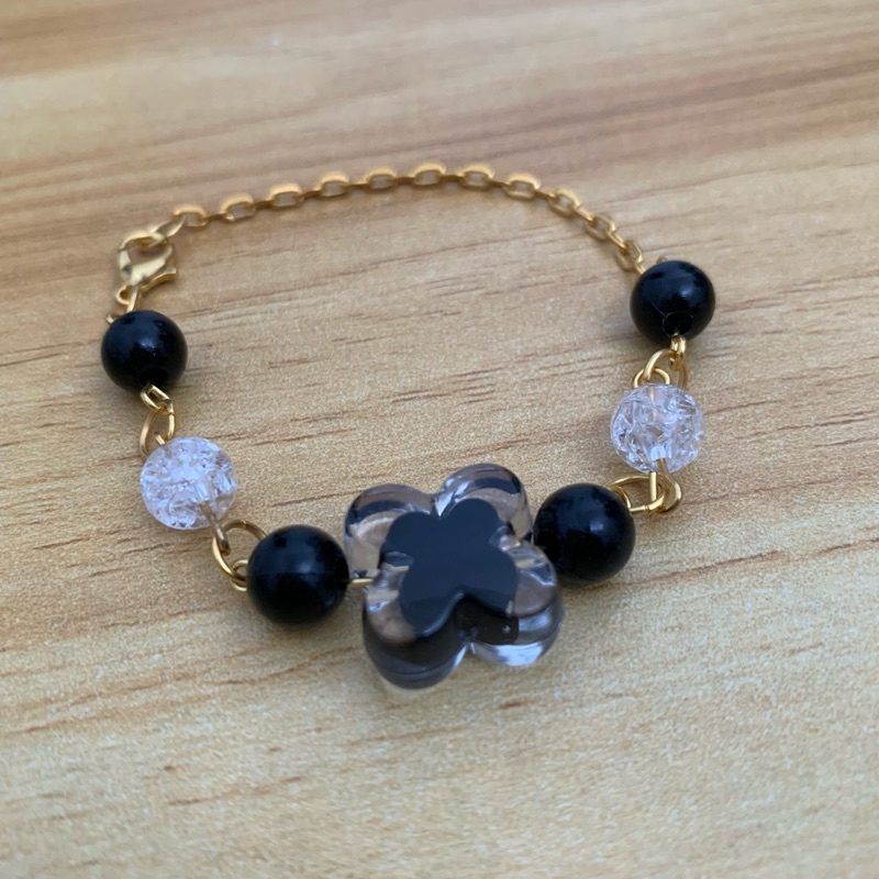 Gelang Manik Beads Clover Hitam Viral
