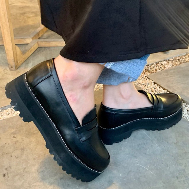 sepatu loafers preloved