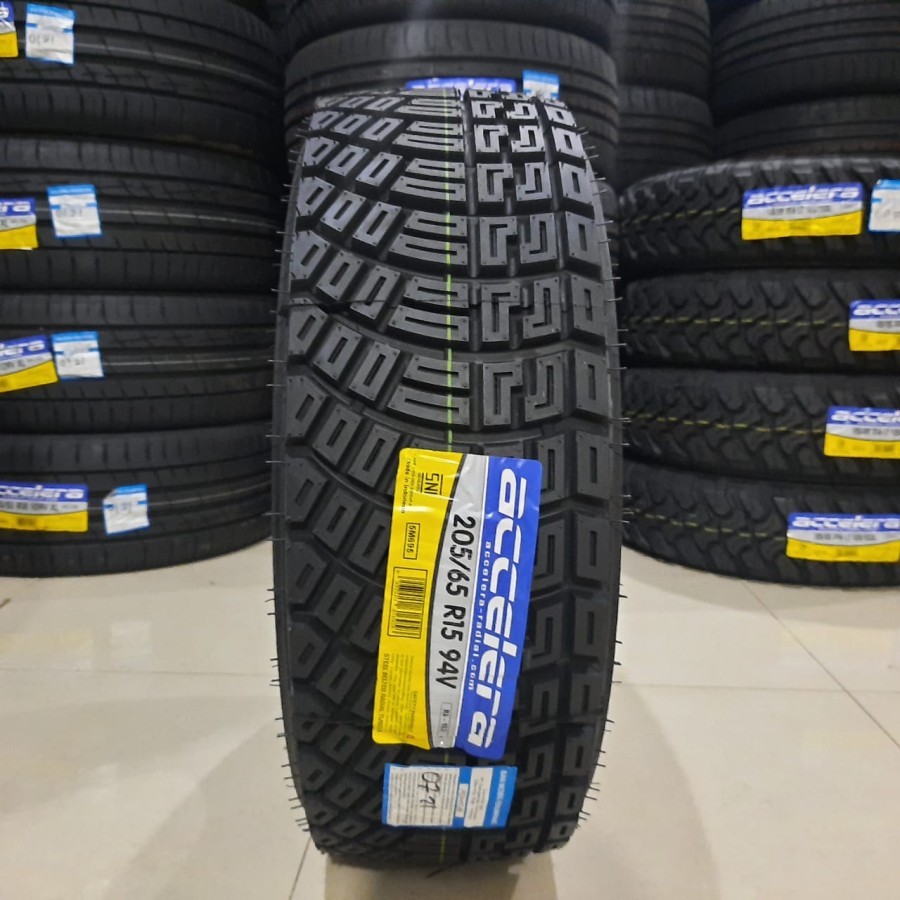 Ban Standar Innova 205/65 R15 ACCELERA Rally