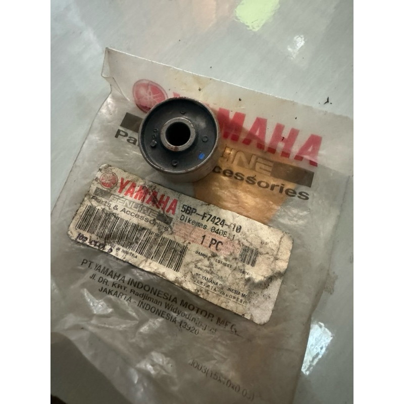 Karet Baut Gantungan Silencer Knalpot 5BP-F7424-10 Scorpio Z