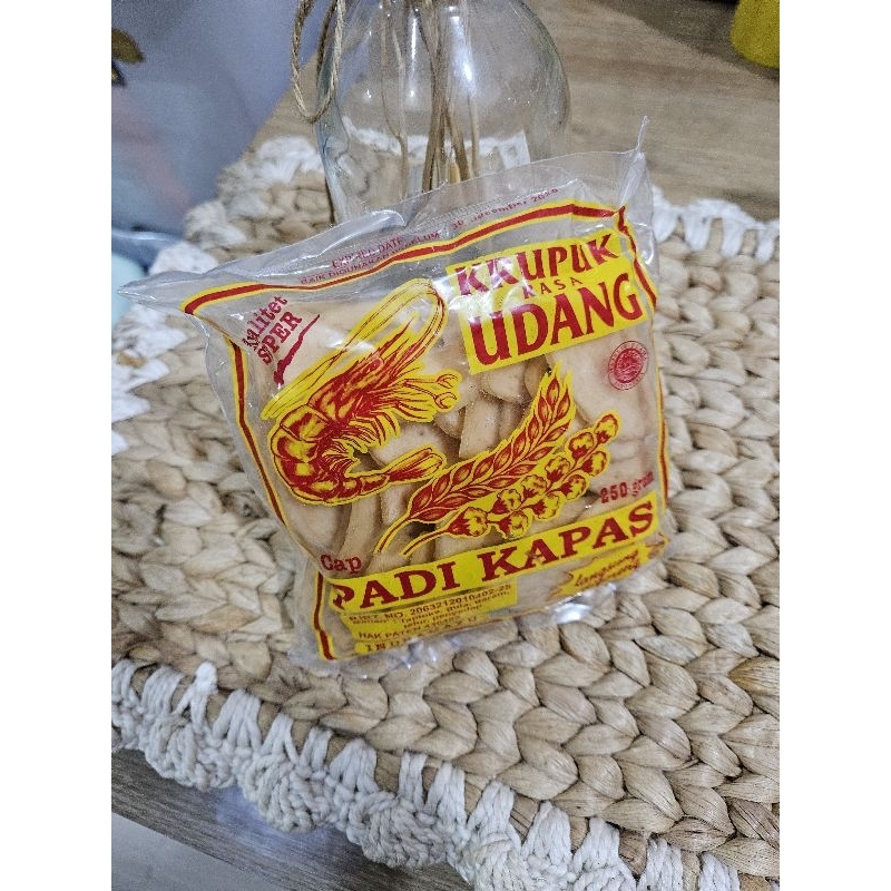 

Kerupuk Udang cap 'Padi Kapas' Khas Cirebon Indramayu