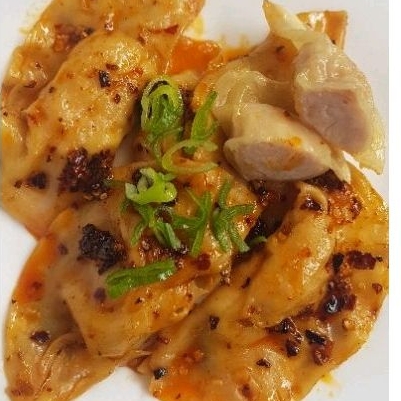 

PANGSIT/WONTON AYAM CHILI OIL isi 7 KUAH