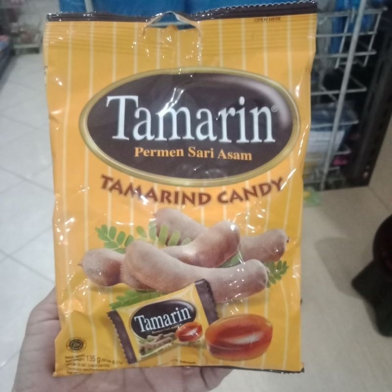 

Tamarin Permen Sari Asam 135 gram