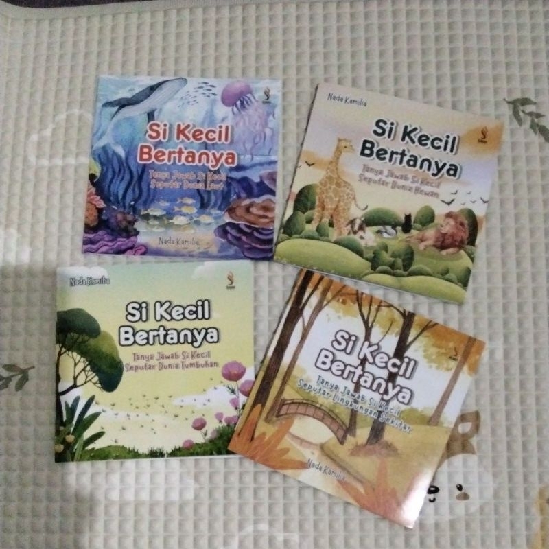 

DA | buku SI KECIL BERTANYA / buku anak / buku edukasi / buku cerita anak