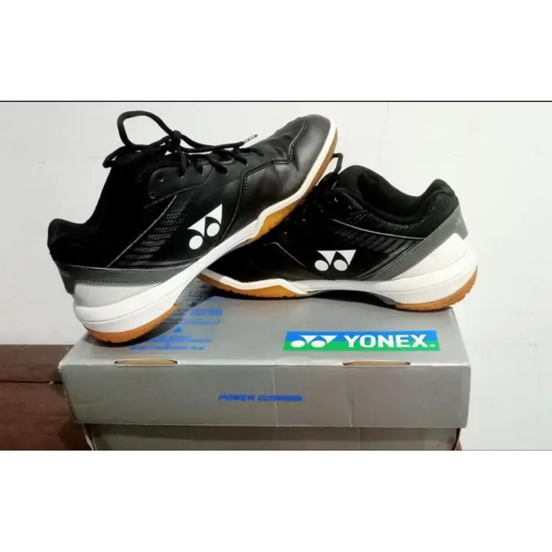 Sepatu Badminton Yonex Shb 65 Z M Second