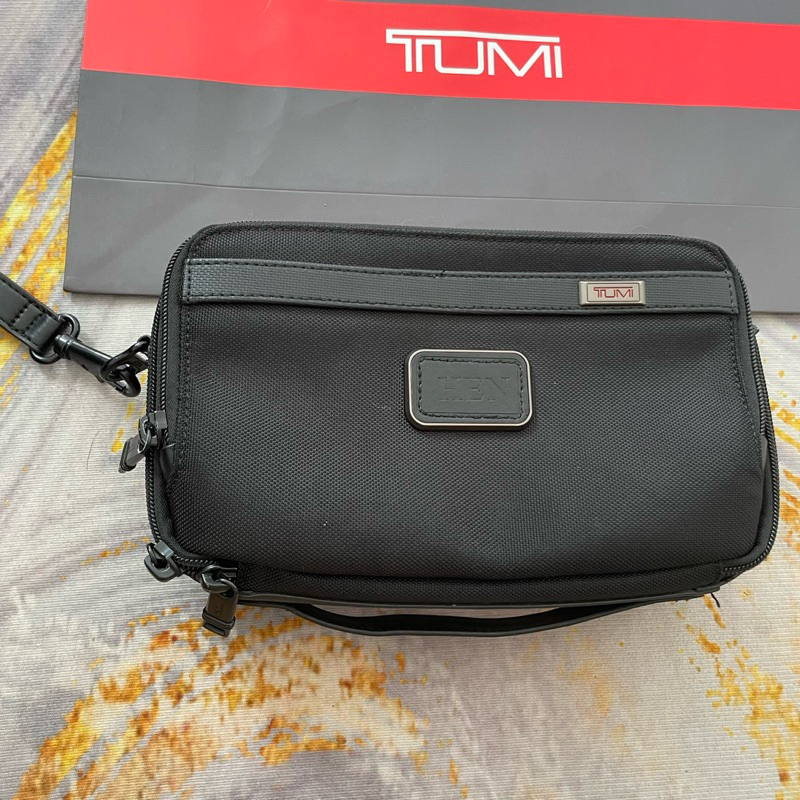 (SUDAH LAKU TERJUAL) Handbag/clutch Tumi Alpha 2 Miror No Ori