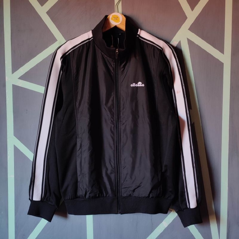 Tracktop ellesse Hitam strep putih