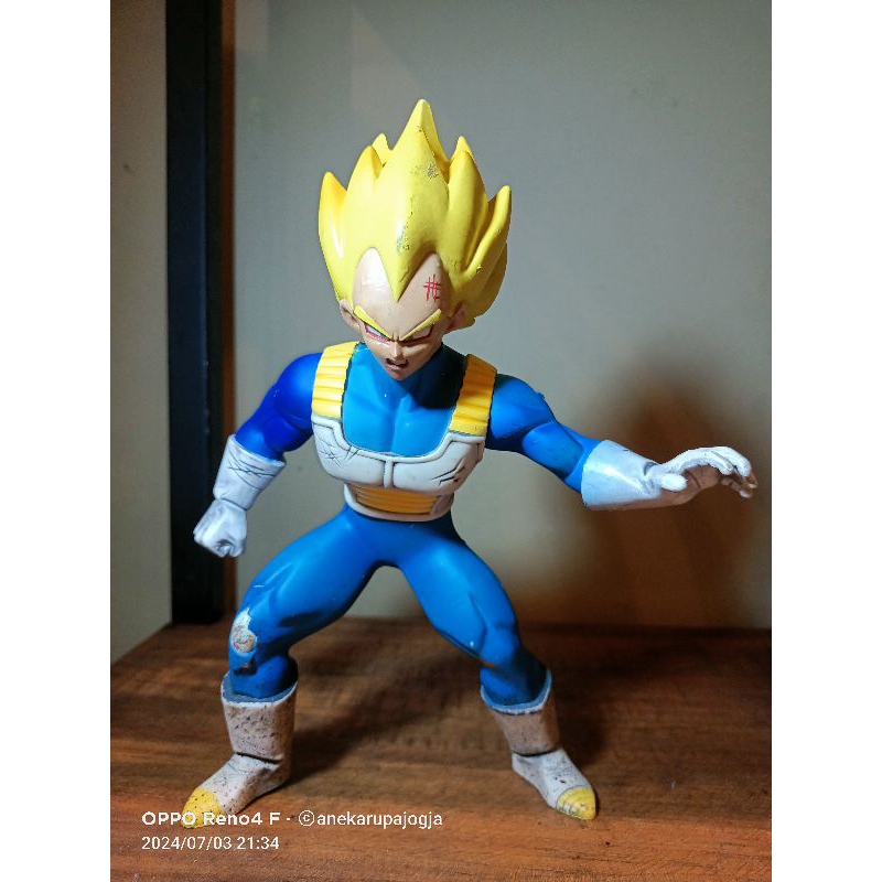 action figure dragon ball vegeta collector's edition 2001 irwin