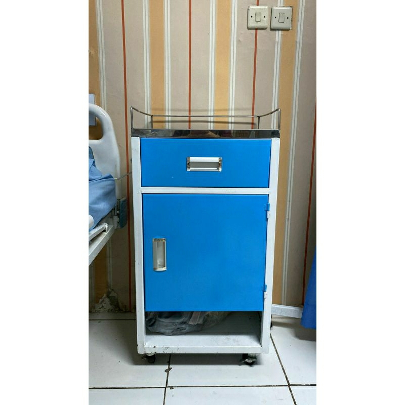BED SIDE CABINET BESI - LEMARI KABINET RUMAH SAKIT STANDART