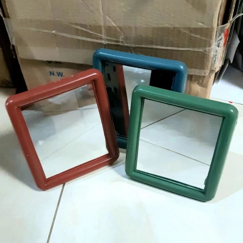 Kaca Cermin Souvernir Kaca Cermin Duduk HK Honey
