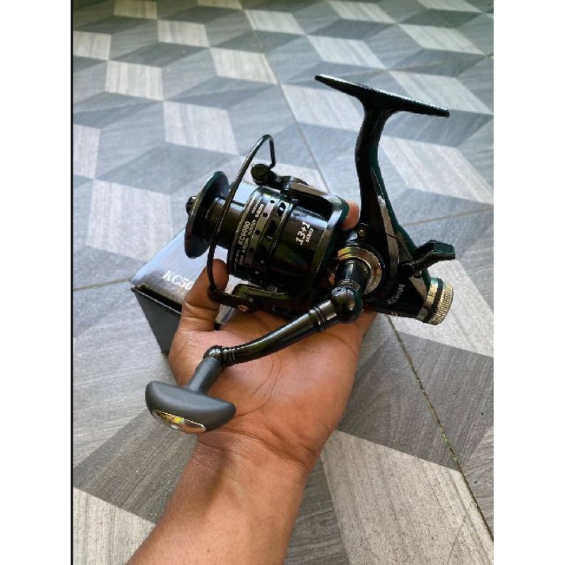 Reel Pancing Bait Runner One Way Double Drag System 13+1 Ball Bearing 5.2:1 Gear Ratio Ukuran 4000 6