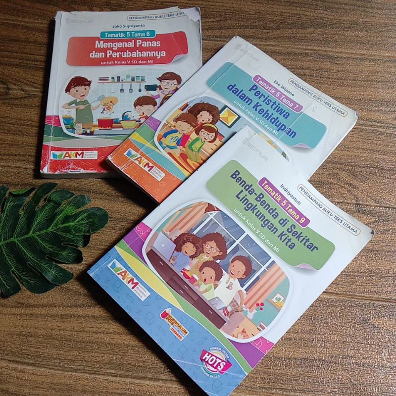 Buku tematik SD MI kelas 5 (bekas) penerbit tiga serangkai Pustaka Mandiri- Eko Wijiono