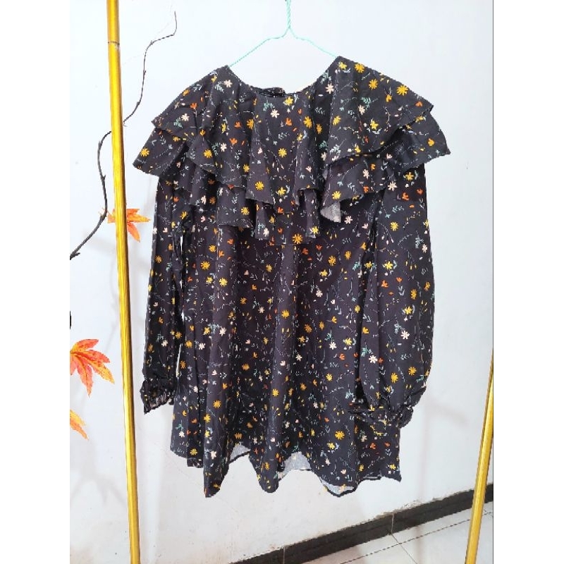 preloved blouse hijabchic bukan wearing klamby buttonscarves benang jarum