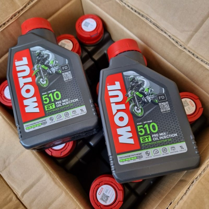 Paketan 1 dus oli Motul 2t 510 oli samping original