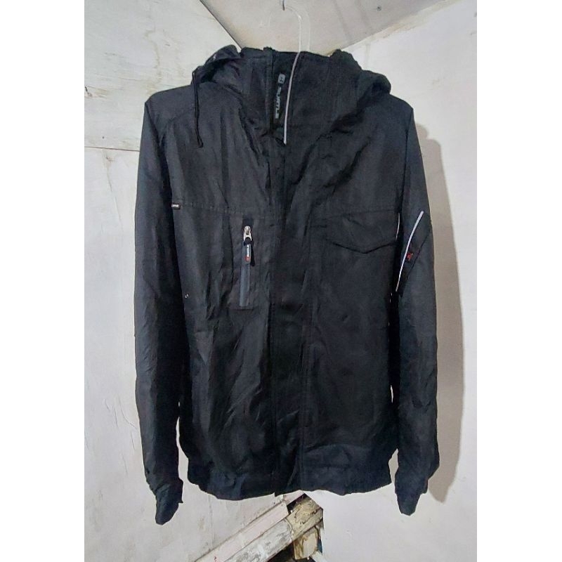 Burtle windbreaker jaket
