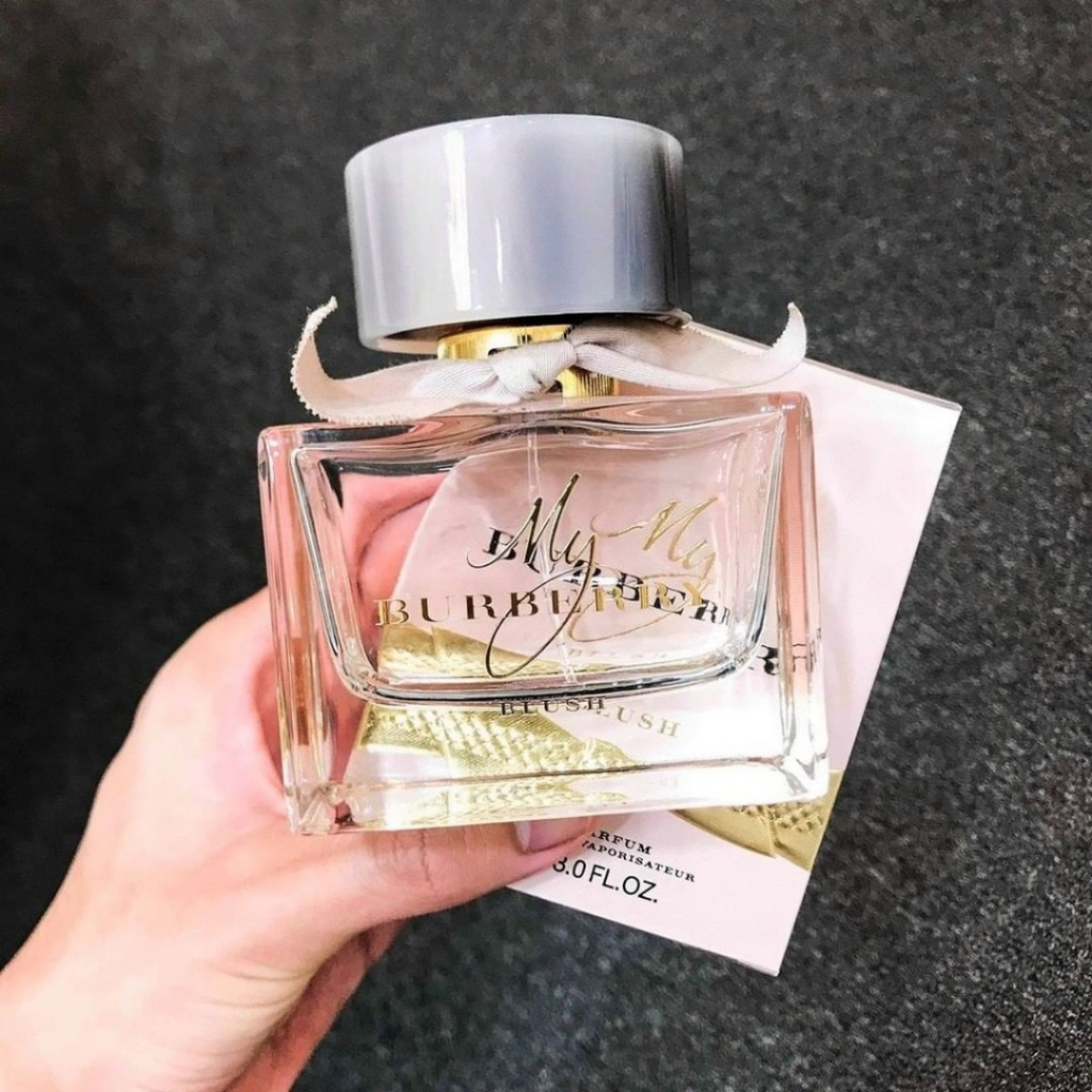 Parfum Wanita Burberry Blush Parfum EDP