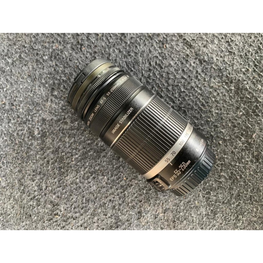 LENSA TELE ZOOM CANON 55 250 is LENSA TELE CANON 55 250 is LENSA ZOOM SPORT FOTOGRAFI COCOK BUAT SEM